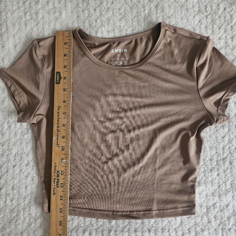 🖤3/$15 Crop Top, Size Small - Picture 2 of 6